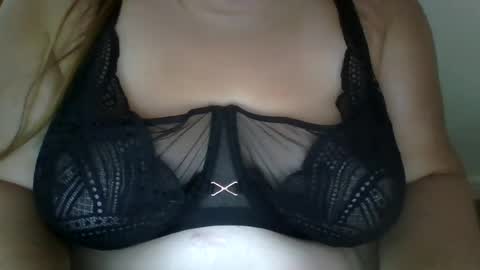 edith1237 online show from July 27, 2026, 6:42 am