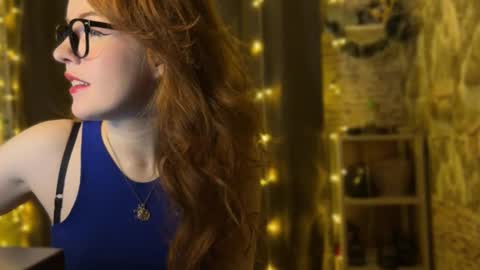 Snapshot of edithafarro chatting on January 16, 2025, 11:27 pm Friendly neighbourhoud redhead online show from January 16, 2025, 11:27 pm