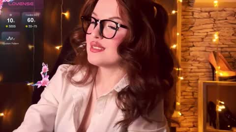 Friendly neighbourhoud redhead  online show from October 2, 2025, 12:17 am