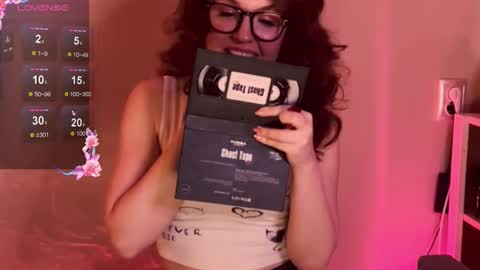 Friendly neighbourhoud redhead  online show from October 5, 2025, 12:31 am