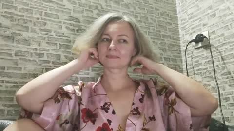 Snapshot of edithmanning chatting on December 12, 2024, 7:37 pm edithmanning online show from December 12, 2024, 7:37 pm
