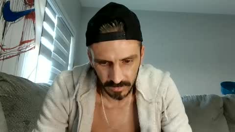 edmonton1985780 online show from September 18, 2025, 5:04 pm