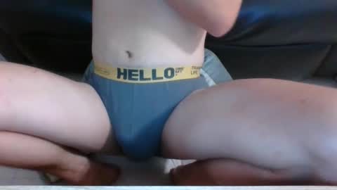Snapshot of edmundoedmund chatting on December 30, 2024, 2:40 pm edmundoedmund online show from December 30, 2024, 2:40 pm