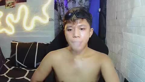 Snapshot of edrianburca052 chatting on November 13, 2025, 7:46 pm urasian chub online show from November 13, 2025, 7:46 pm