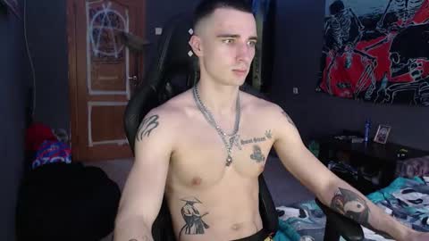 Eduar online show from November 3, 2025, 9:54 am