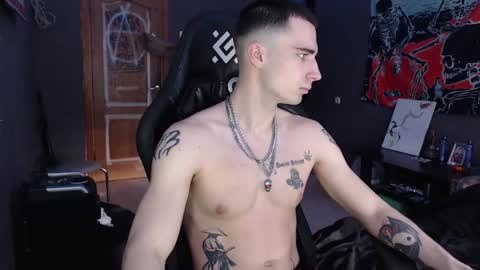 Snapshot of eduard_loveee chatting on February 18, 2026, 7:26 am Eduar online show from February 18, 2026, 7:26 am