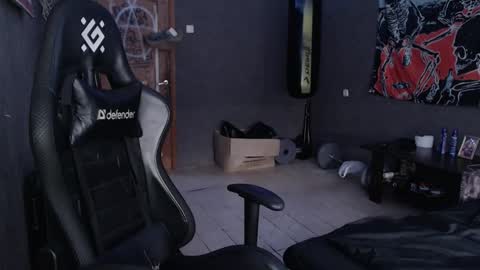 Snapshot of eduard_loveee chatting on March 12, 2026, 8:53 am Eduar online show from March 12, 2026, 8:53 am