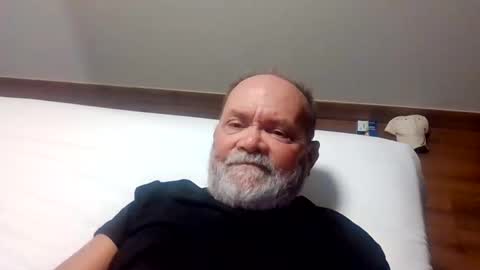 Eddie online show from May 18, 2026, 12:29 am