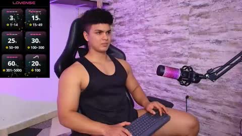 EDWARD CLARCK online show from October 27, 2025, 4:22 pm