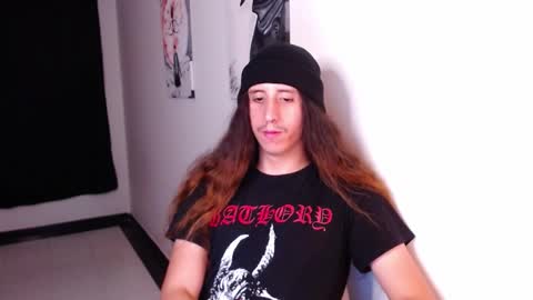 edward_chann online show from December 4, 2024, 5:27 am
