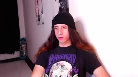 edward_chann online show from January 21, 2025, 12:15 am