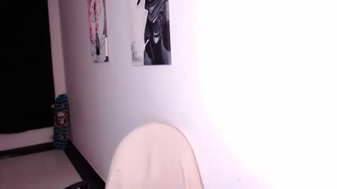 edward_chann online show from January 24, 2025, 3:32 am
