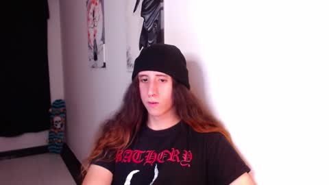 edward_chann online show from February 8, 2025, 3:19 am