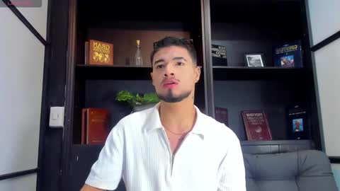 Edward Ross online show from November 3, 2025, 5:25 pm