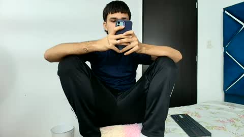 Edwin online show from June 12, 2026, 1:21 pm