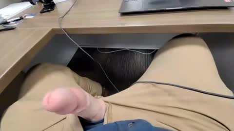 Snapshot of edyja chatting on January 28, 2025, 1:05 pm Eddya online show from January 28, 2025, 1:05 pm