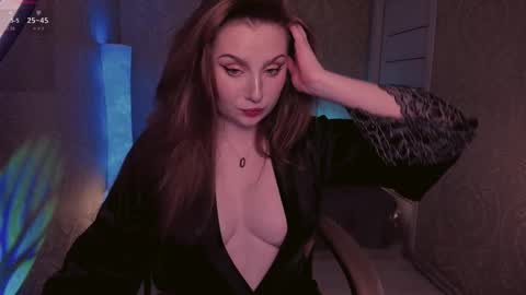 eesmaaarr online show from November 13, 2025, 11:25 pm