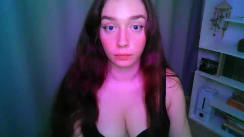 effie_balconii online show from October 10, 2025, 11:09 am