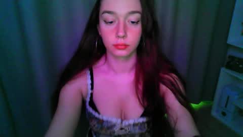 effie_balconii online show from November 24, 2025, 12:27 pm