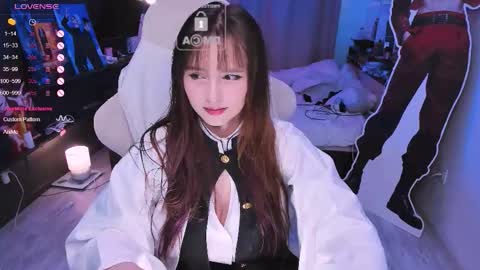 Snapshot of effie_lee chatting on October 25, 2025, 12:13 pm Effie online show from October 25, 2025, 12:13 pm