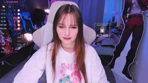 Snapshot of effie_lee chatting on November 5, 2025, 11:32 am Effie online show from November 5, 2025, 11:32 am