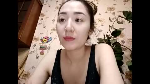 Effy online show from February 9, 2025, 8:02 pm