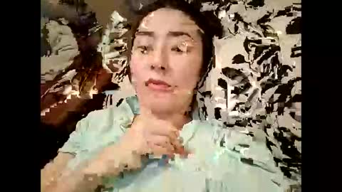 Effy online show from February 22, 2025, 3:14 pm