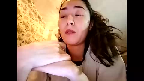 Effy online show from September 20, 2025, 4:41 pm