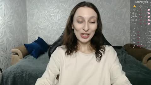 Snapshot of effy_gray chatting on May 25, 2026, 7:53 pm Anna online show from May 25, 2026, 7:53 pm