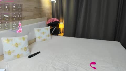 Effy online show from October 8, 2025, 6:11 am