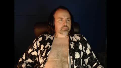 Eh Mac online show from October 21, 2025, 10:54 pm