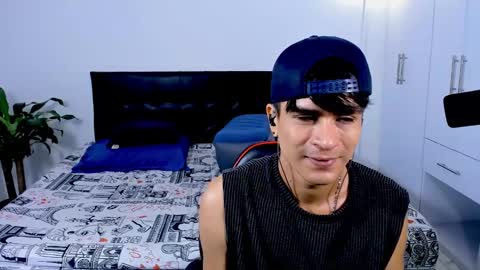Snapshot of eiden_allenx1 chatting on December 23, 2024, 2:50 pm eiden_allenx1 online show from December 23, 2024, 2:50 pm