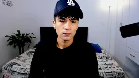 Snapshot of eiden_allenx1 chatting on December 27, 2024, 11:06 am eiden_allenx1 online show from December 27, 2024, 11:06 am