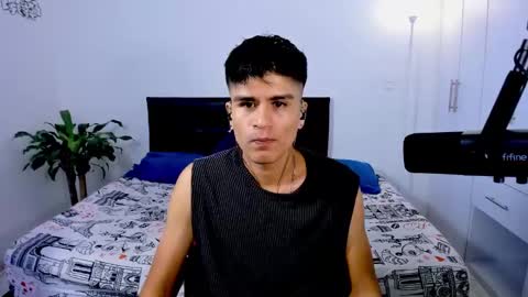 Snapshot of eiden_allenx1 chatting on December 27, 2024, 7:24 pm eiden_allenx1 online show from December 27, 2024, 7:24 pm