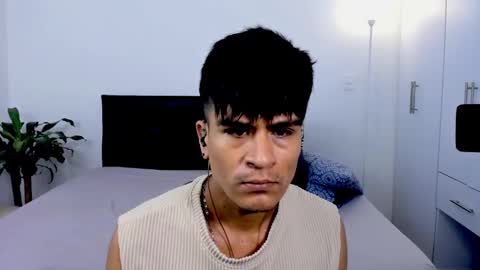 Snapshot of eiden_allenx1 chatting on December 31, 2024, 1:52 pm eiden_allenx1 online show from December 31, 2024, 1:52 pm