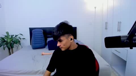 Snapshot of eiden_allenx1 chatting on January 5, 2025, 11:48 am eiden_allenx1 online show from January 5, 2025, 11:48 am