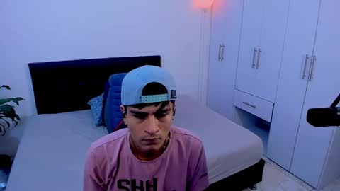 Snapshot of eiden_allenx1 chatting on January 17, 2025, 1:56 pm eiden_allenx1 online show from January 17, 2025, 1:56 pm