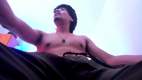 eiden_allenx1 online show from January 18, 2026, 5:28 pm