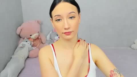 eileenmoores online show from February 10, 2026, 12:09 pm