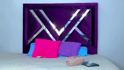 eimy__cute online show from December 2, 2025, 6:58 pm