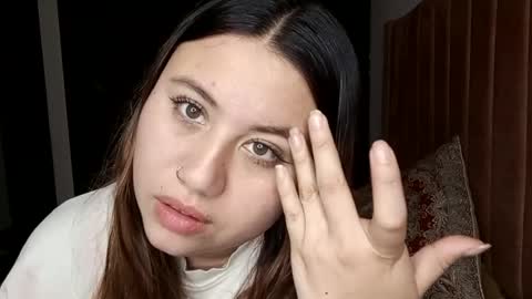 EIMY   MODEL INDEPENDENT online show from January 30, 2025, 6:13 am