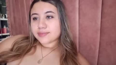 Snapshot of eimy_collin chatting on February 24, 2026, 5:22 pm EIMY MODEL INDEPENDENT online show from February 24, 2026, 5:22 pm