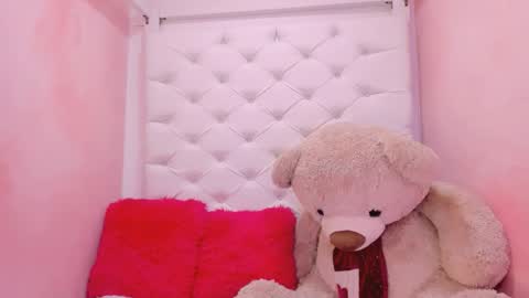 Snapshot of eimy_skinny chatting on February 28, 2026, 12:28 pm eimy online show from February 28, 2026, 12:28 pm