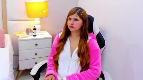 EimmyJones online show from October 25, 2025, 3:03 am