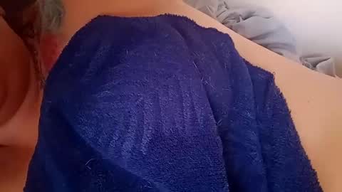 Snapshot of eireneninon chatting on February 27, 2025, 7:26 pm Eirene online show from February 27, 2025, 7:26 pm