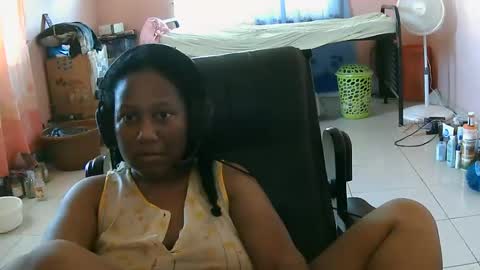 Snapshot of eirondra_valeen chatting on October 14, 2025, 12:50 pm Eirondra Valeen online show from October 14, 2025, 12:50 pm