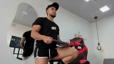 Eithan Connor online show from October 2, 2025, 2:35 pm