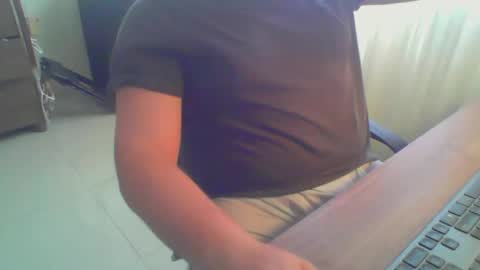 Snapshot of ekudemic chatting on December 24, 2024, 8:27 pm Juan Pablo M online show from December 24, 2024, 8:27 pm