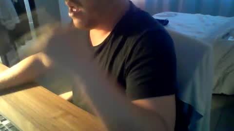 Snapshot of ekudemic chatting on July 2, 2026, 8:26 pm Juan Pablo M online show from July 2, 2026, 8:26 pm