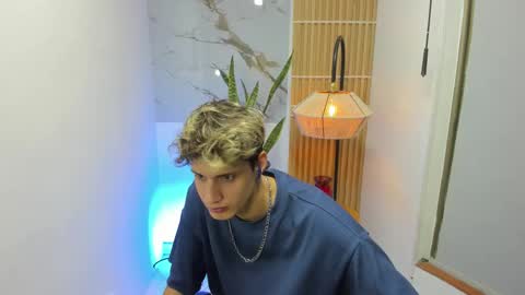 Snapshot of el_flakitoo_ chatting on October 2, 2025, 2:51 am el_flakitoo_ online show from October 2, 2025, 2:51 am